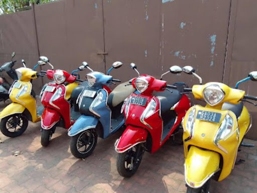Two Iconic Jaipur Stops and the Freedom to Explore More